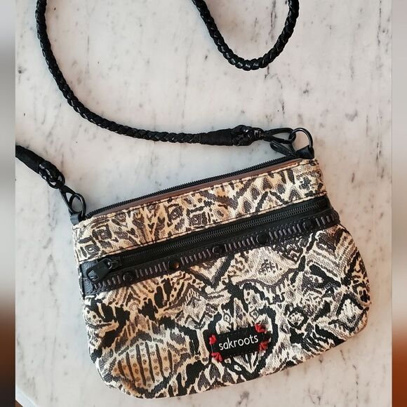 Sakroots Crossbody Bag - Picture 1 of 11